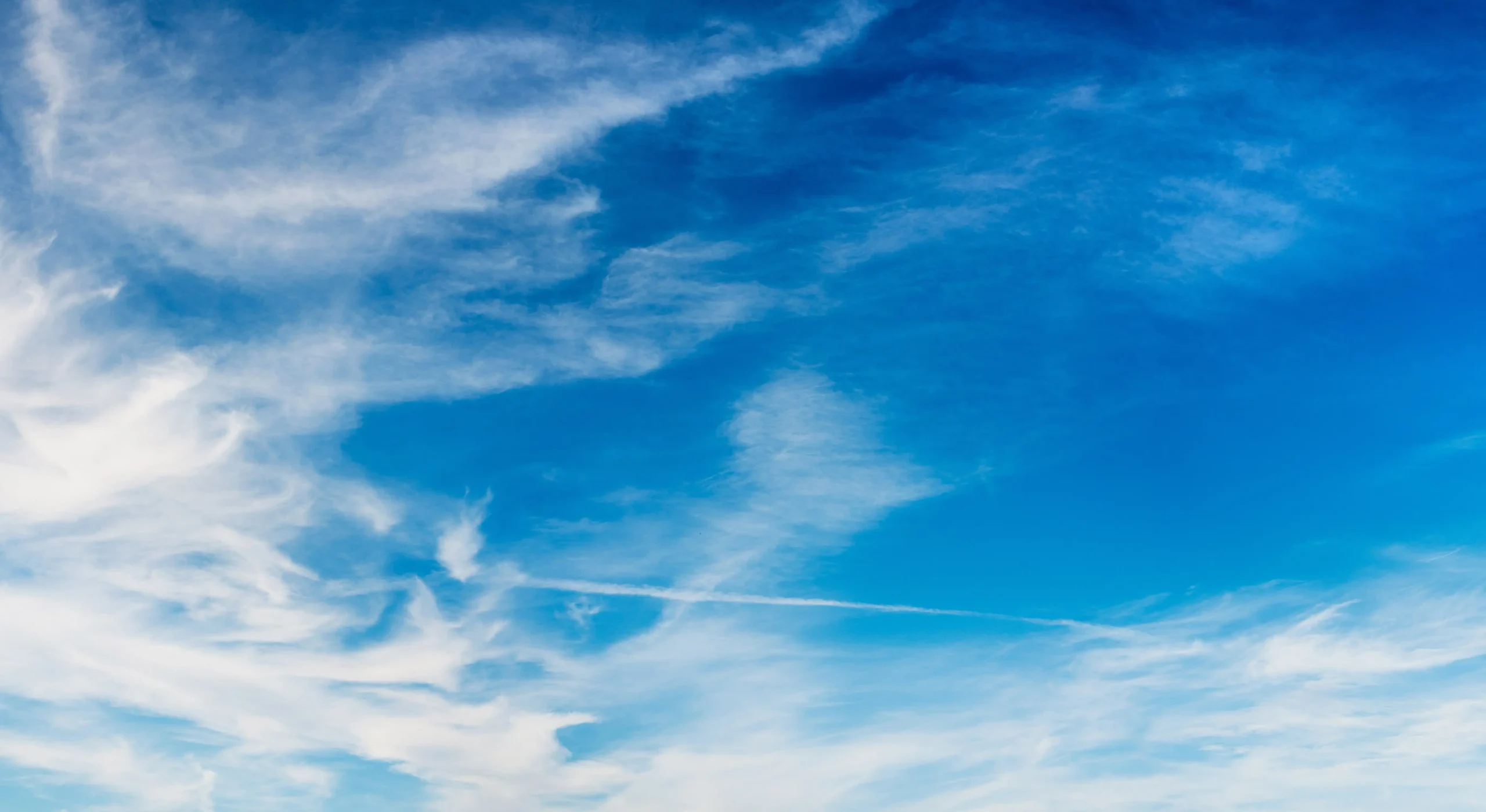 The image indicates that this type of skydiving package does not include any type of video recording.